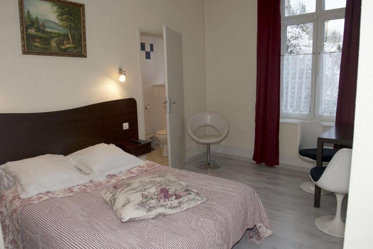 Acacias Apparts Hotel Plombières-les-Bains Szoba fotó