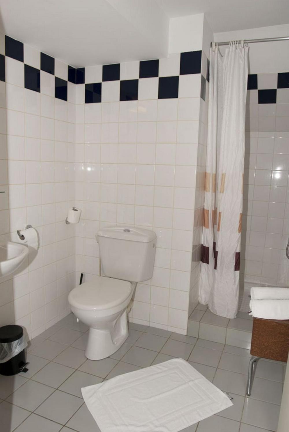 Acacias Apparts Hotel Plombières-les-Bains Szoba fotó